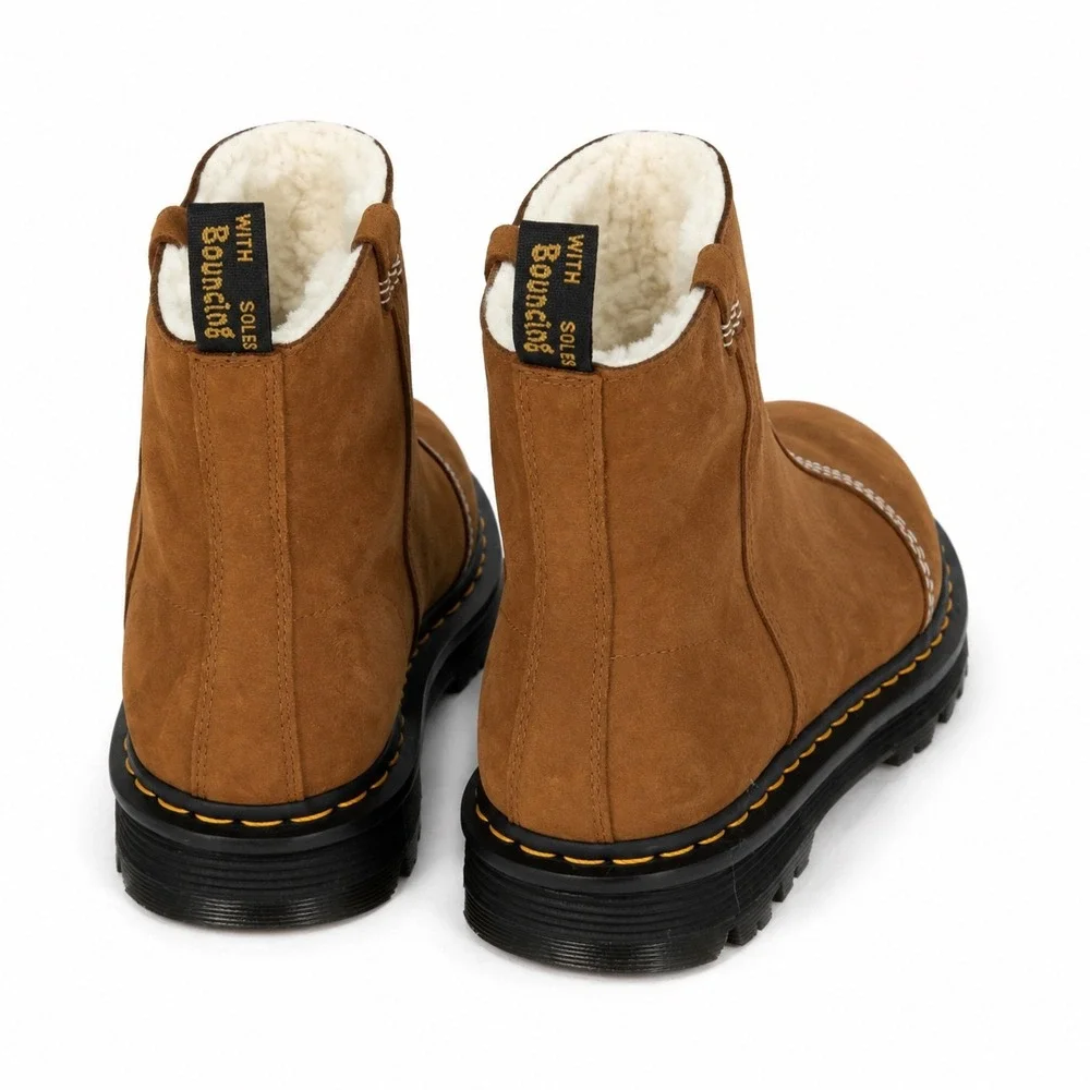 Dr. Martens Zebzag Rigger WL Tan Nubuck Faux Fur Lined Boots 10 NEW 111-01